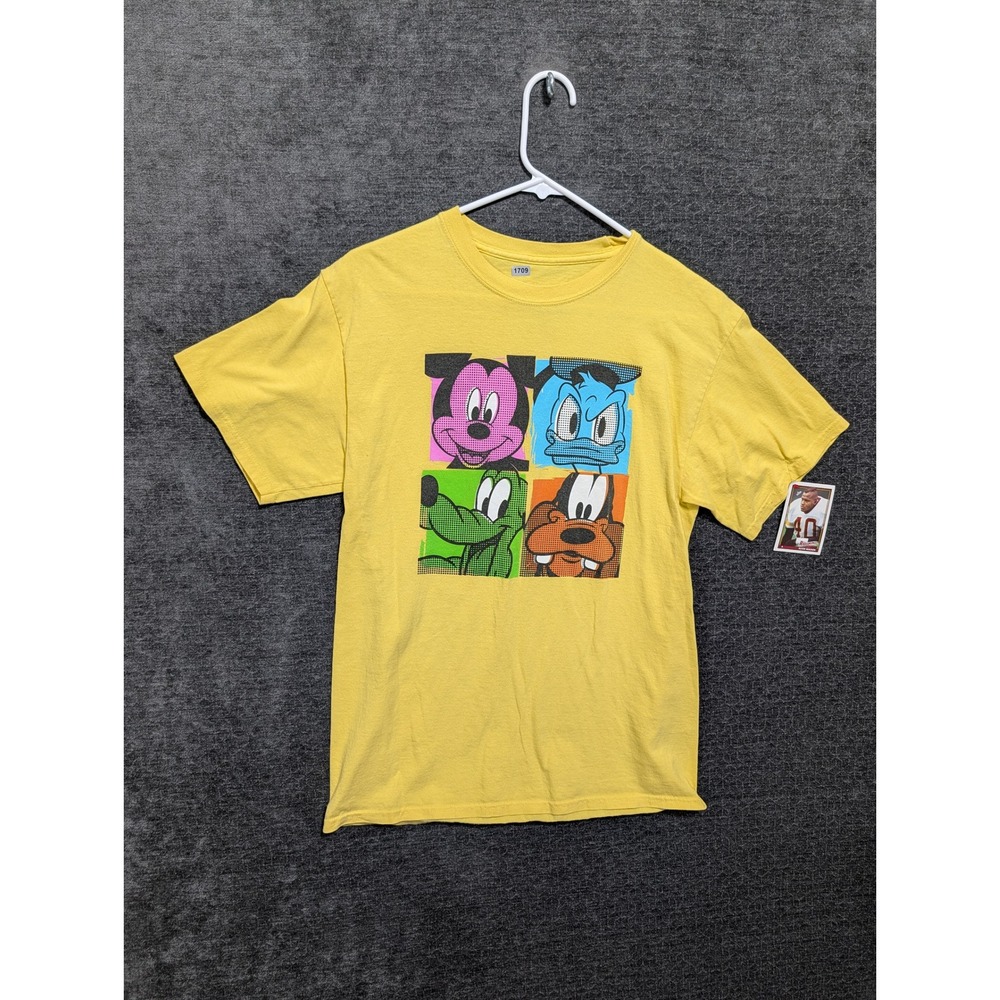 Disney Mickey Mouse Donald Duck Goofy Pluto Yellow Graphic T-Shirt Mens M